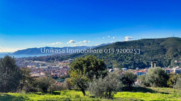 casa indipendente in vendita a Savona