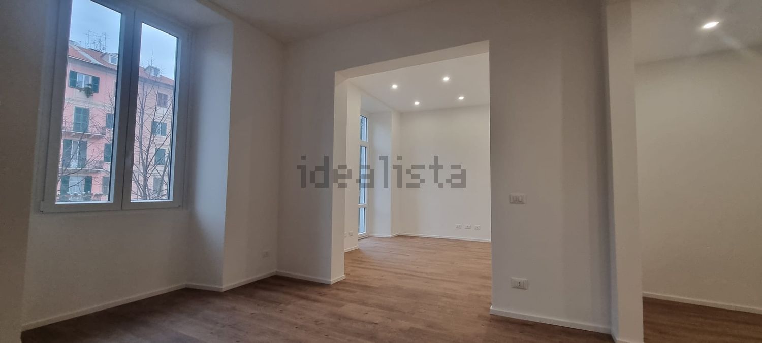 appartamento in vendita a Savona in zona Centro Storico