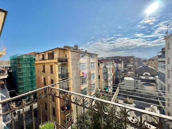 appartamento in vendita a Savona in zona Centro Storico