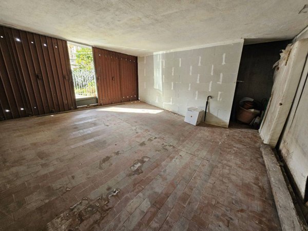 negozio in vendita a Savona