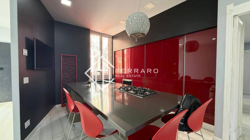 appartamento in vendita a Savona in zona Centro Storico