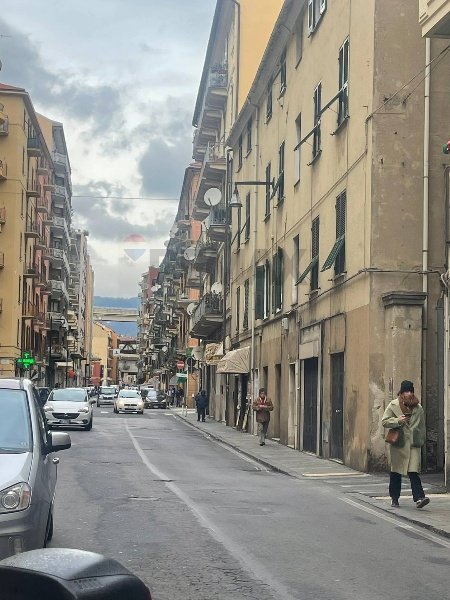 appartamento in vendita a Savona in zona Centro Storico