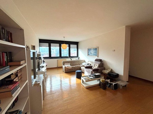 appartamento in vendita a Savona in zona Centro Storico