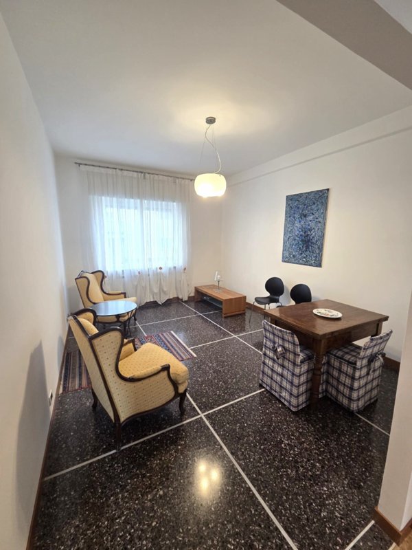 appartamento in vendita a Savona in zona Centro Storico