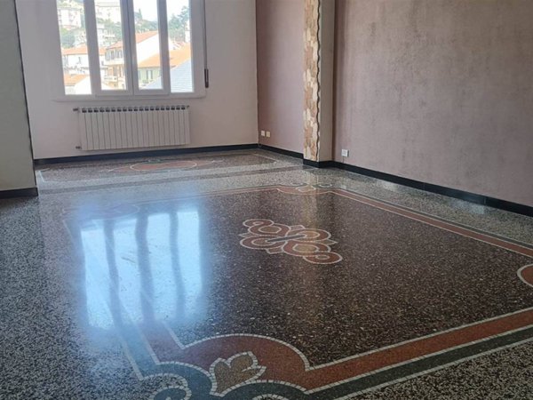appartamento in vendita a Savona