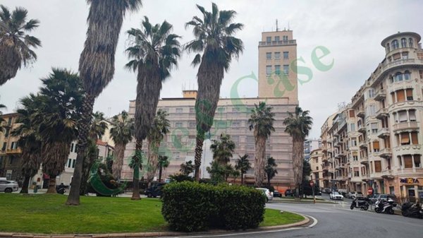 appartamento in vendita a Savona in zona Centro Storico