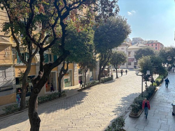 appartamento in vendita a Savona in zona Centro Storico