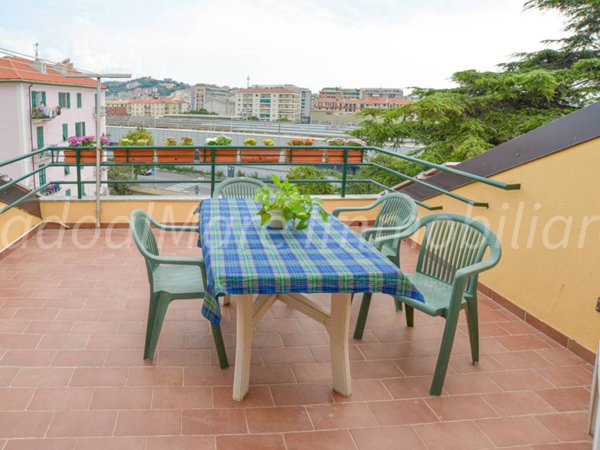 appartamento in vendita a Savona in zona Centro Storico