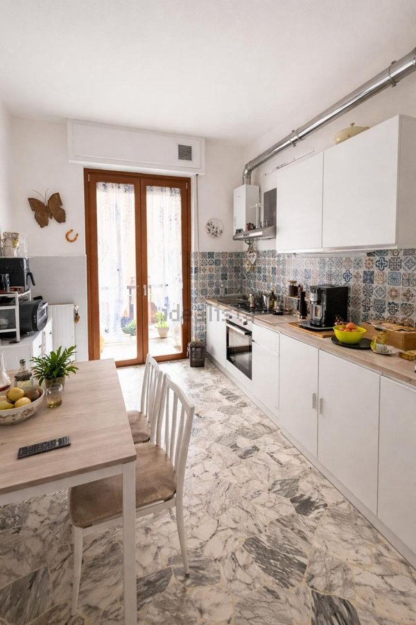 appartamento in vendita a Savona in zona Centro Storico