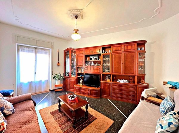 appartamento in vendita a Savona in zona Centro Storico