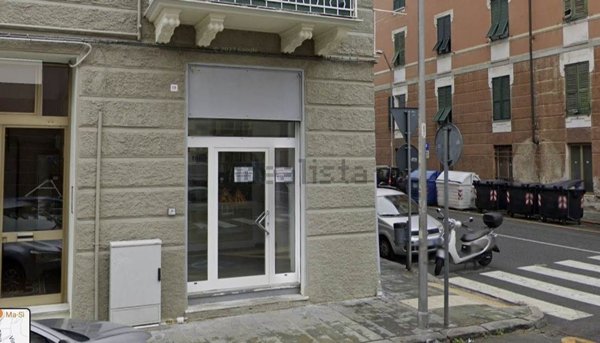 negozio in vendita a Savona