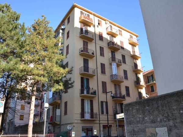 appartamento in vendita a Savona