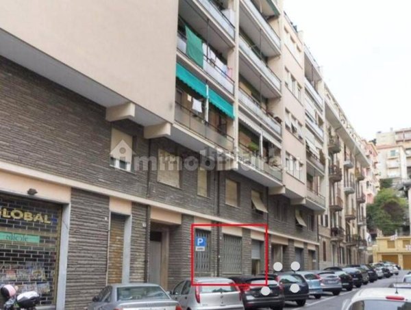 negozio in vendita a Savona in zona Centro Storico