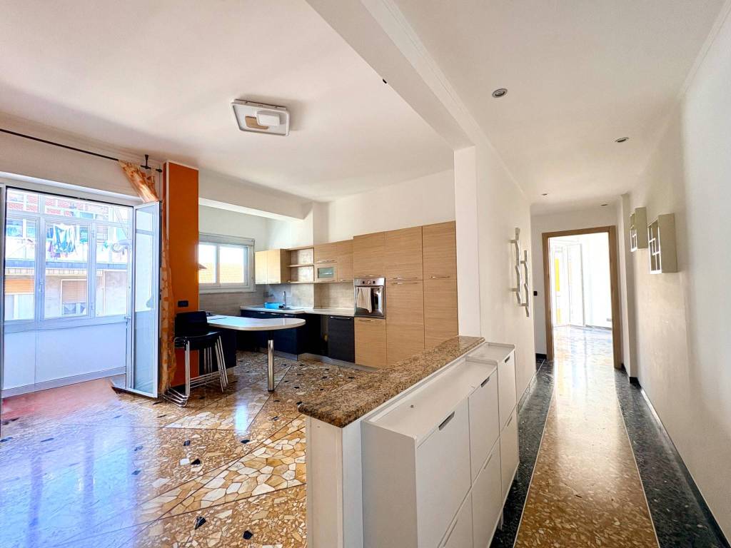 appartamento in vendita a Savona