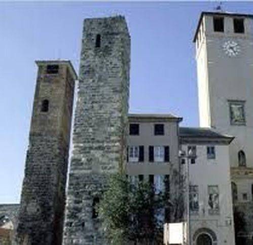 negozio in vendita a Savona in zona Centro Storico