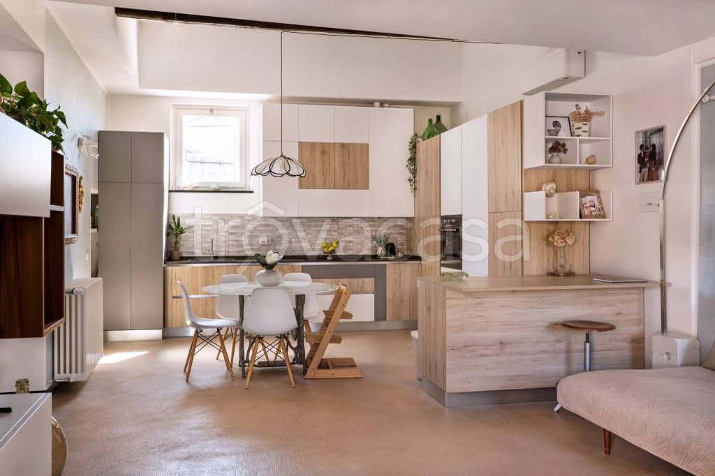 appartamento in vendita a Savona