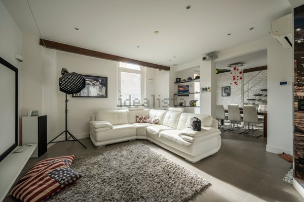 appartamento in vendita a Savona in zona Centro Storico