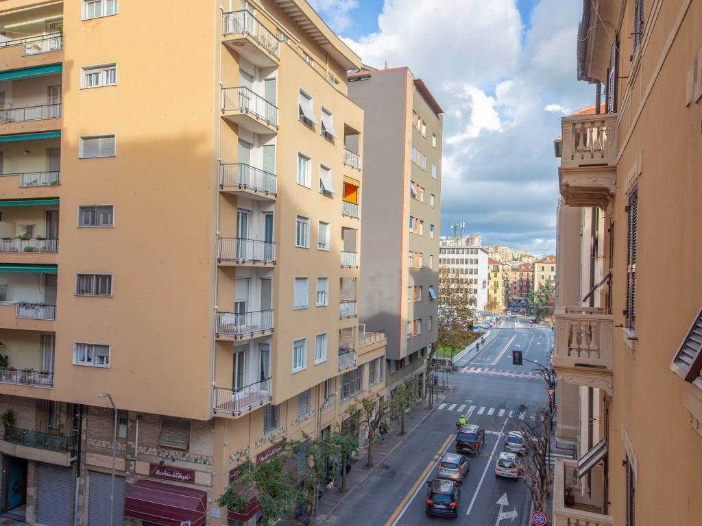 appartamento in vendita a Savona