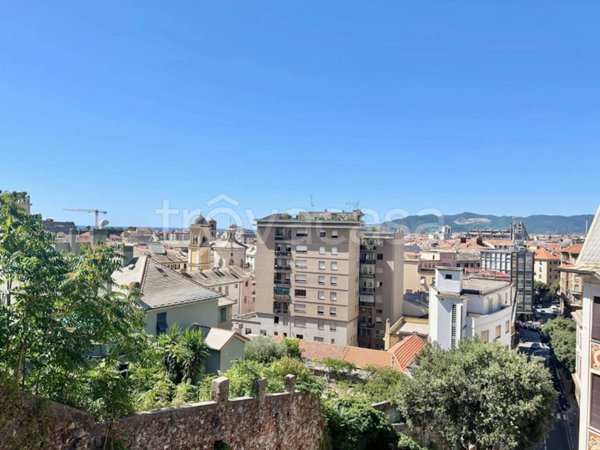 appartamento in vendita a Savona in zona Centro Storico