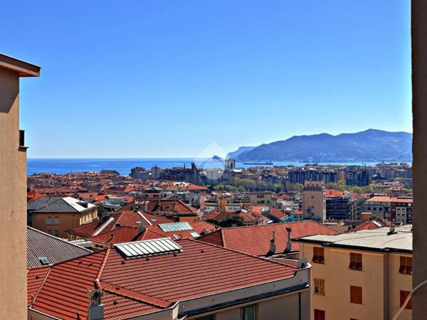 appartamento in vendita a Savona in zona Centro Storico