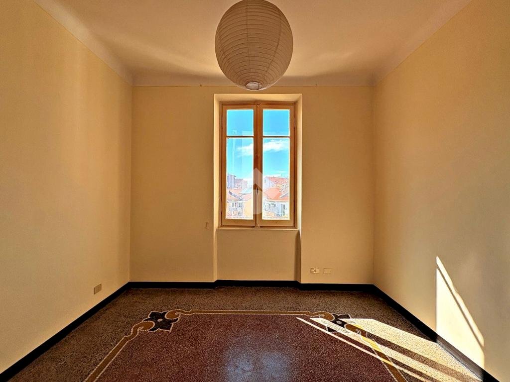 appartamento in vendita a Savona in zona Centro Storico