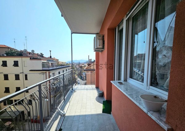 appartamento in vendita a Savona