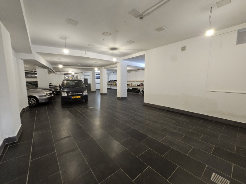 locale di sgombero in vendita a Savona