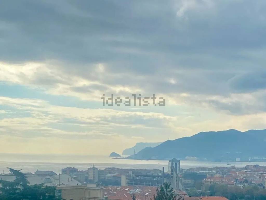 appartamento in vendita a Savona