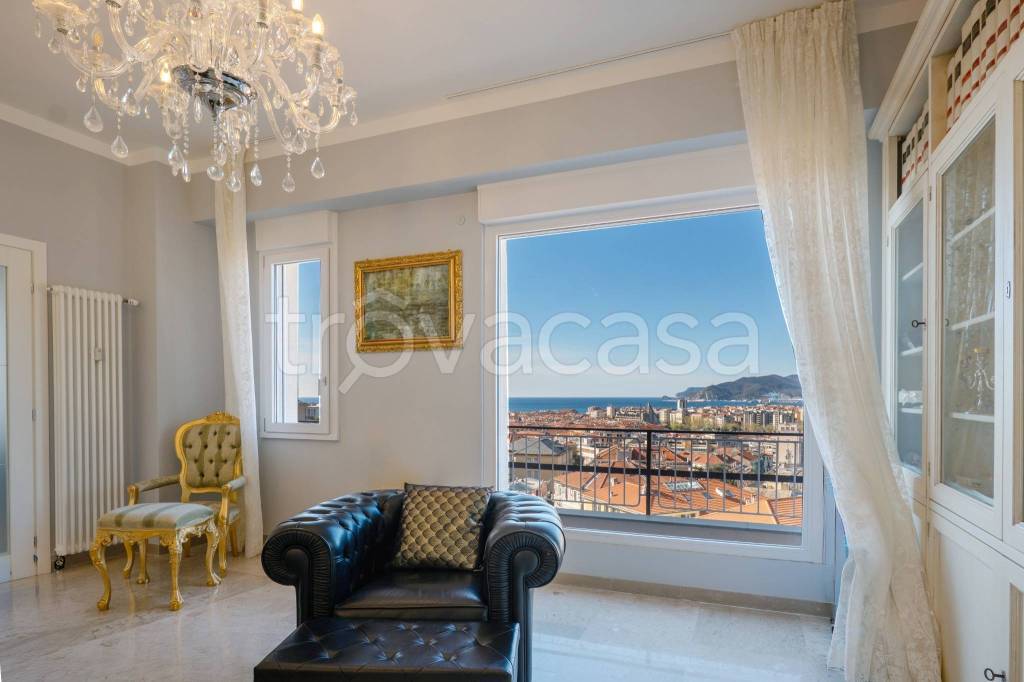appartamento in vendita a Savona