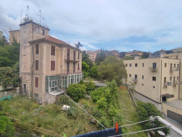 appartamento in vendita a Savona in zona Centro Storico