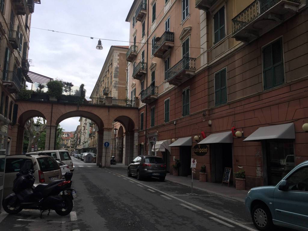 appartamento in vendita a Savona in zona Centro Storico