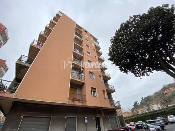 appartamento in vendita a Savona in zona Centro Storico