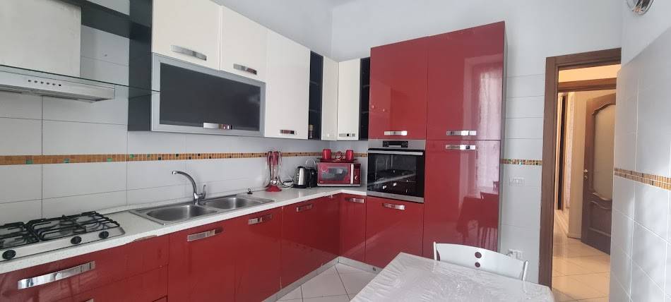 appartamento in vendita a Savona in zona Centro Storico
