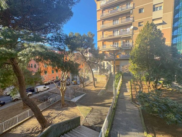 appartamento in vendita a Savona