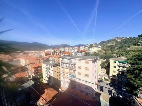 appartamento in vendita a Savona in zona Centro Storico