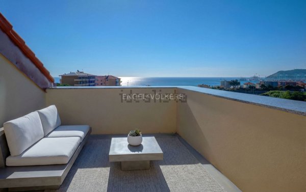 casa indipendente in vendita a Savona in zona Madonna del Monte