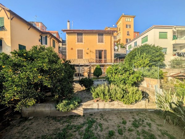 appartamento in vendita a Savona