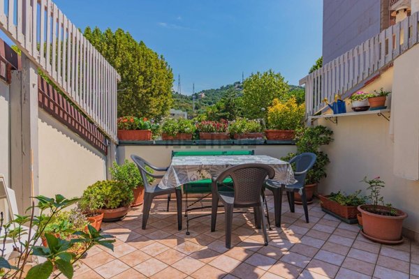casa indipendente in vendita a Savona in zona Centro Storico
