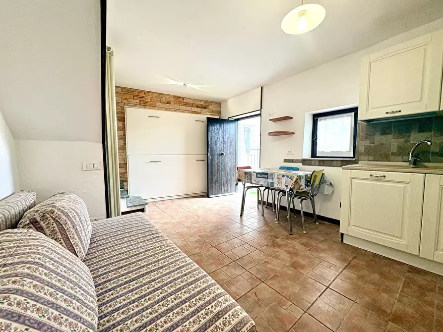 casa indipendente in vendita a Savona in zona Centro Storico