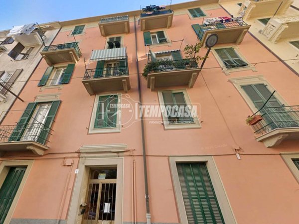 appartamento in vendita a Savona in zona Centro Storico