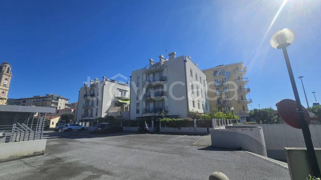 appartamento in vendita a Savona