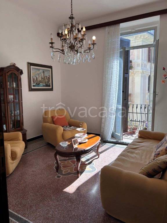 appartamento in vendita a Savona in zona Centro Storico