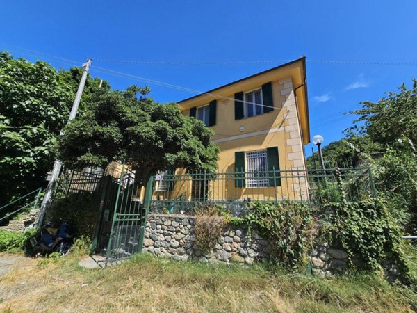 appartamento in vendita a Savona in zona Marmorassi