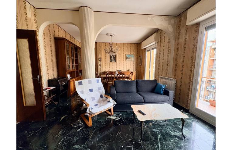 appartamento in vendita a Savona in zona Centro Storico