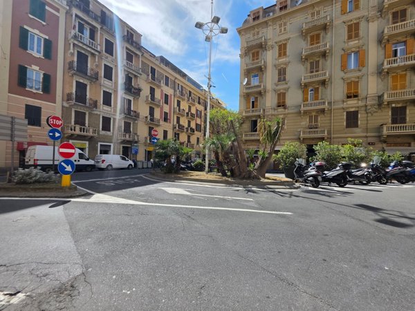 locale di sgombero in vendita a Savona in zona Centro Storico