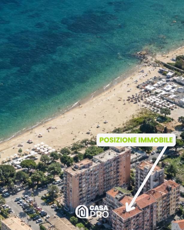 appartamento in vendita a Savona in zona Madonna del Monte