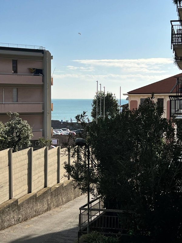 appartamento in vendita a Savona