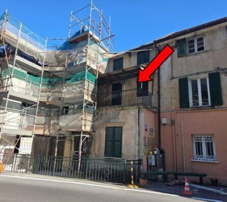 casa indipendente in vendita a Savona in zona Santuario