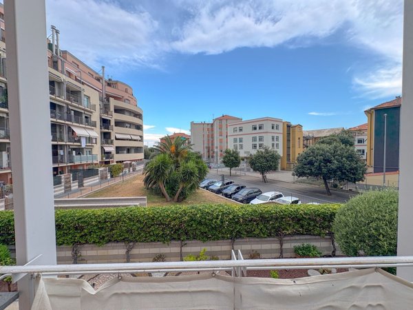 appartamento in vendita a Savona in zona Madonna del Monte