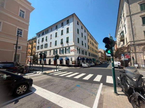appartamento in vendita a Savona in zona Centro Storico